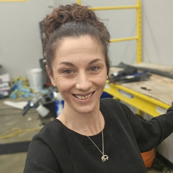 Meet your Posher, Tosha - Picture 1 of 1